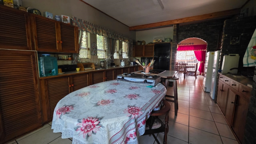 3 Bedroom Property for Sale in Hartbeesfontein North West